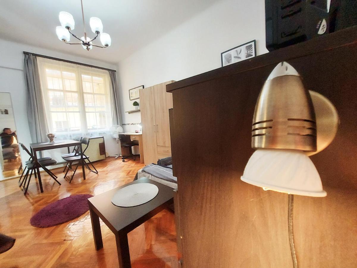 Gecko Centrum Studio Apartman Budapest Esterno foto